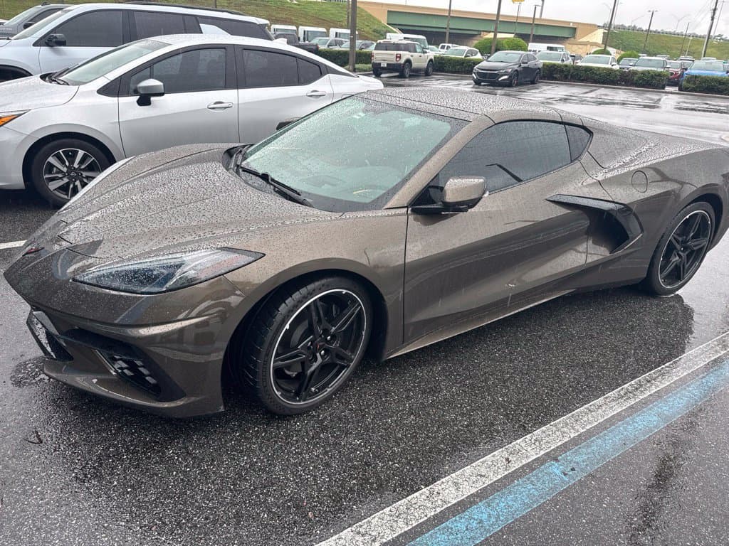 2020 Chevrolet Corvette 2LT — photo 1 of 14