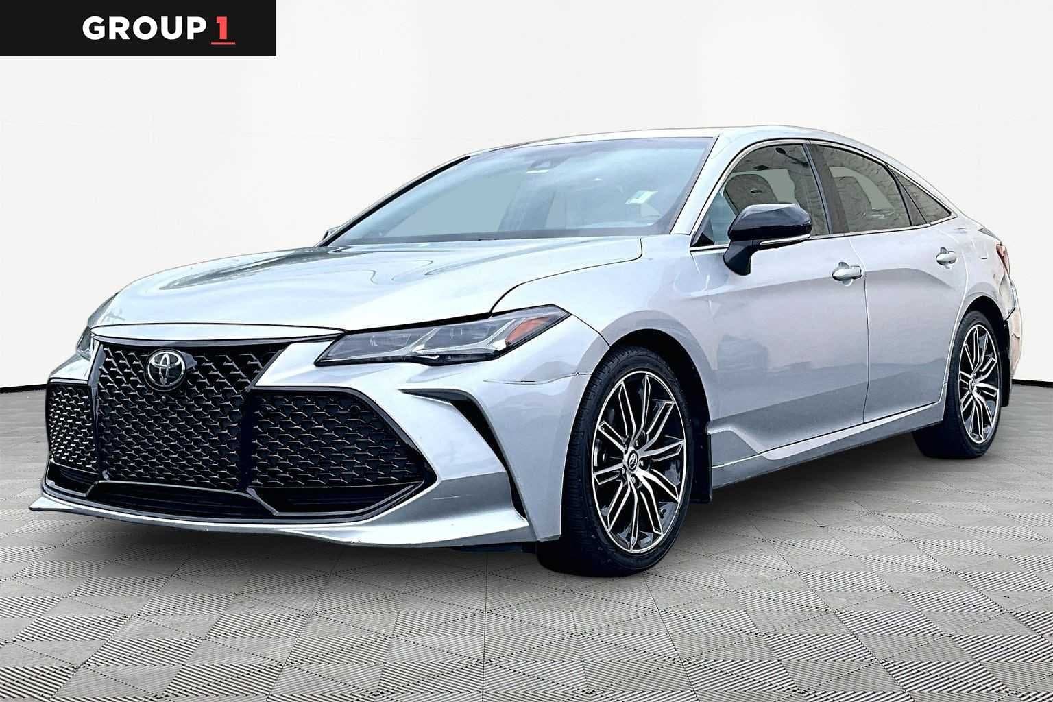 2019 Toyota Avalon Touring — photo 1 of 34