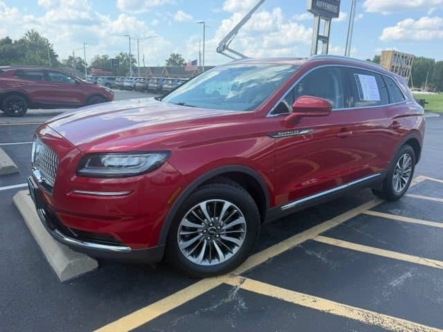 2021 Lincoln Nautilus Standard — photo 1 of 25