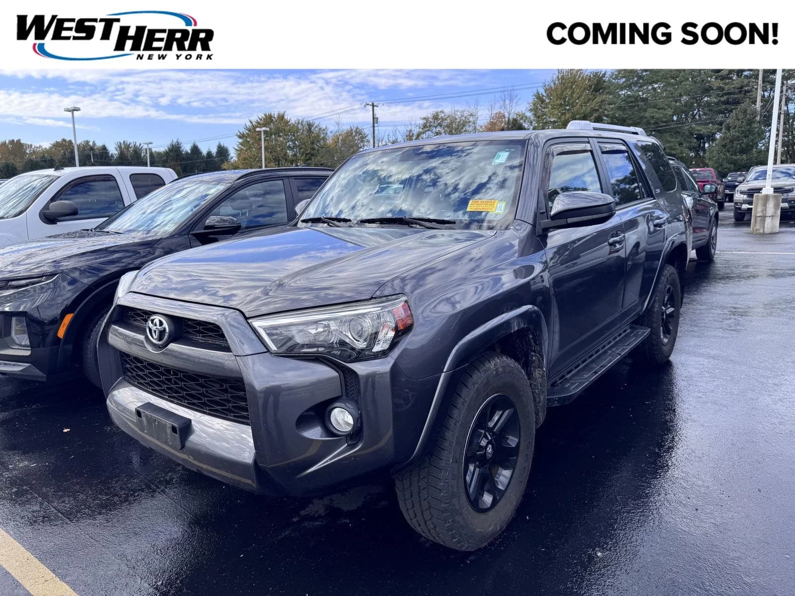 2018 Toyota 4Runner SR5 — photo 1 of 20