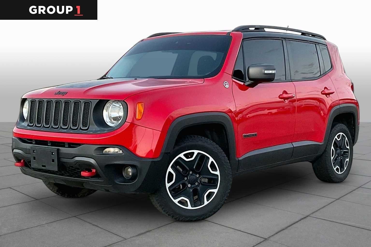 2015 Jeep Renegade Trailhawk — photo 1 of 33