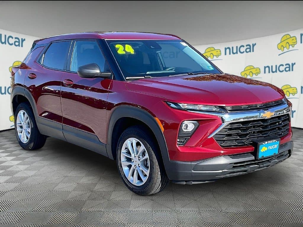 2024 Chevrolet Trailblazer LS — photo 1 of 34