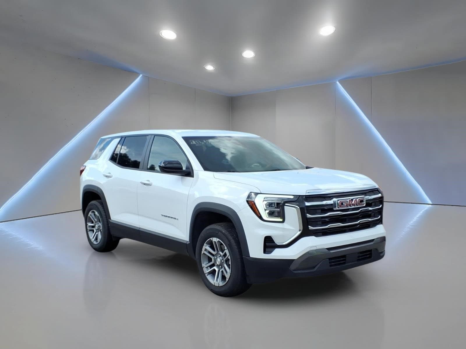 2026 GMC Terrain FWD Elevation — photo 1 of 21
