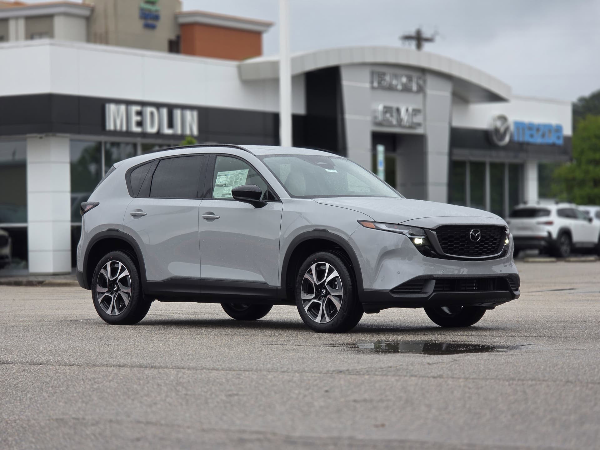 2026 Mazda CX-5 2.5 S Preferred AWD — photo 1 of 46