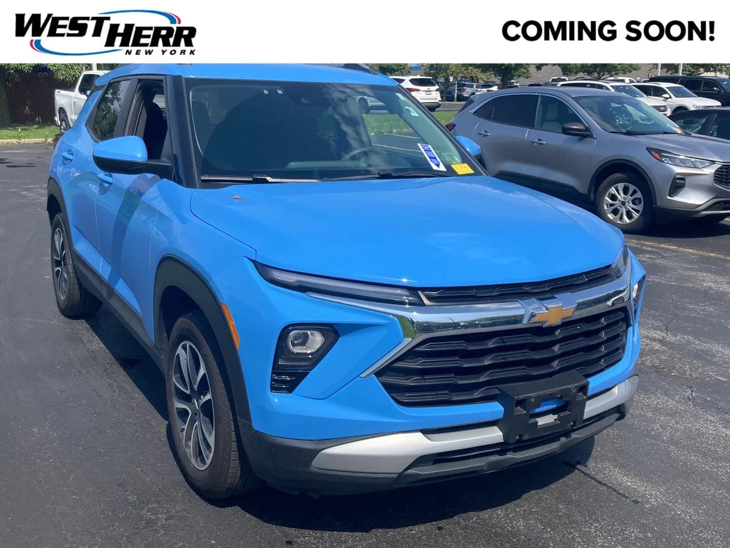 2024 Chevrolet Trailblazer Base — photo 1 of 21