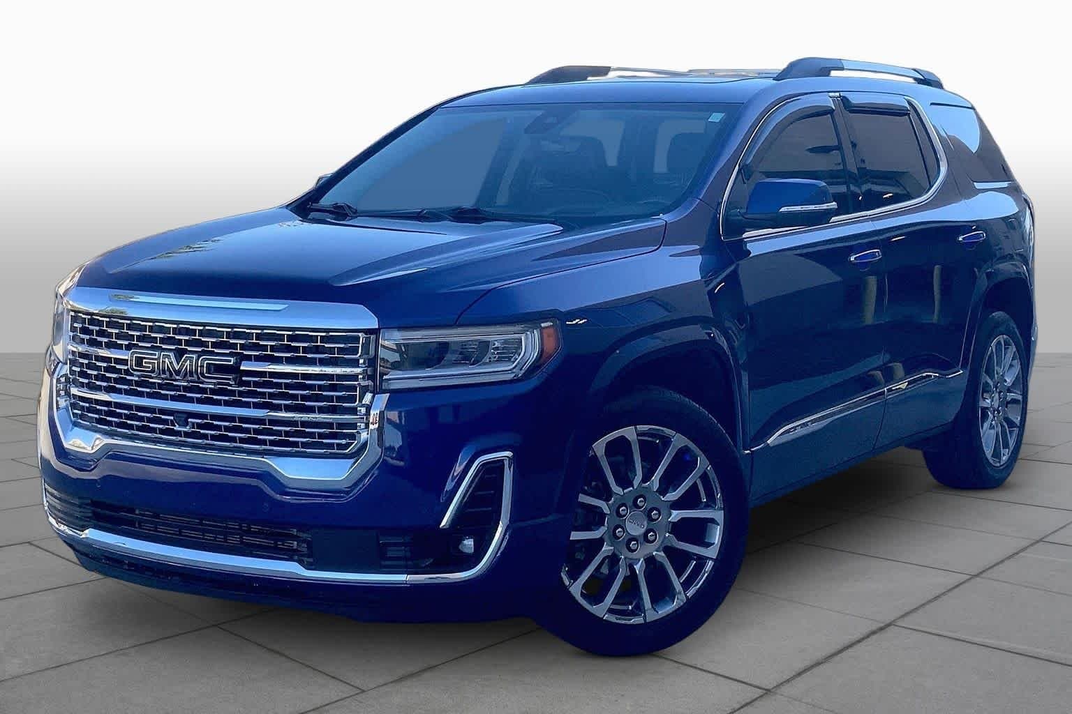 2023 GMC Acadia Denali — photo 1 of 34