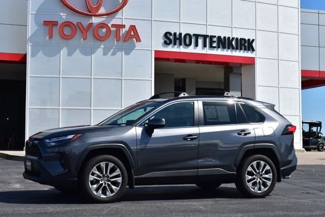 2025 Toyota RAV4 XLE Premium — photo 1 of 37