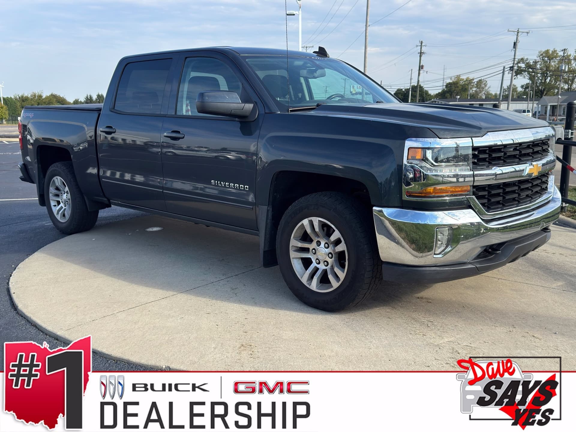 2017 Chevrolet Silverado 1500 LT — photo 1 of 13