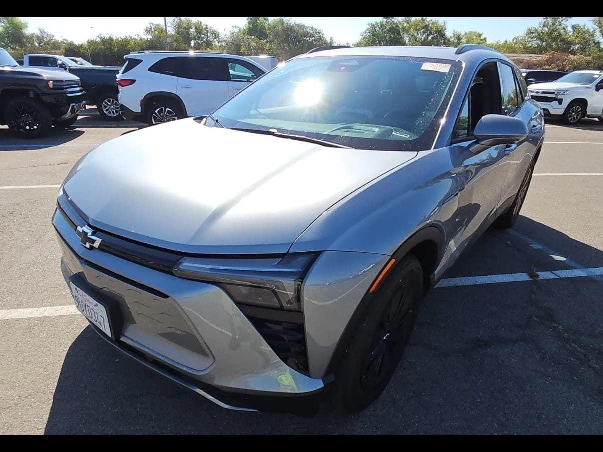 2025 Chevrolet Blazer EV FWD LT — photo 1 of 26