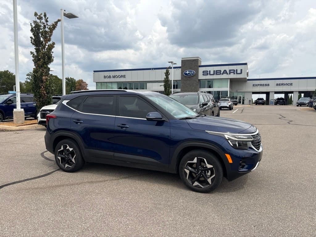 2025 Kia Seltos EX — photo 1 of 3