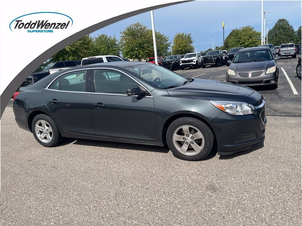 2014 Chevrolet Malibu LT — photo 1 of 15