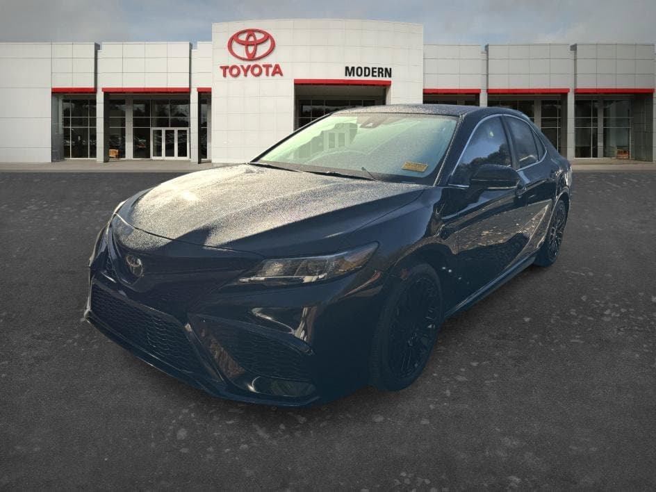 2023 Toyota Camry SE — photo 1 of 15