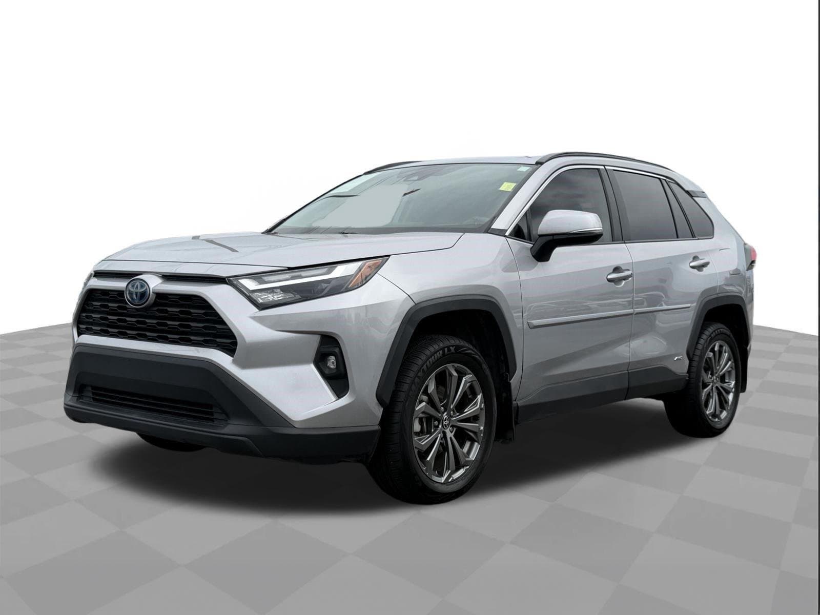 2022 Toyota RAV4 Base — photo 1 of 31