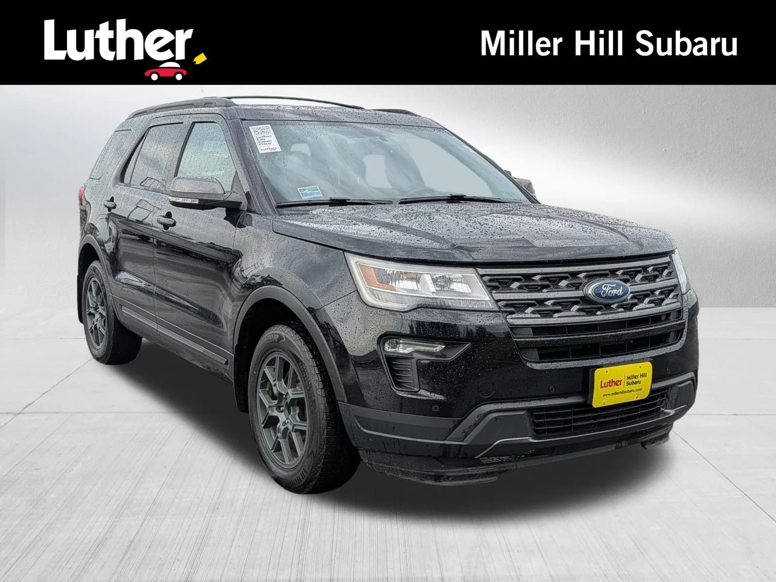 2018 Ford Explorer XLT — photo 1 of 38