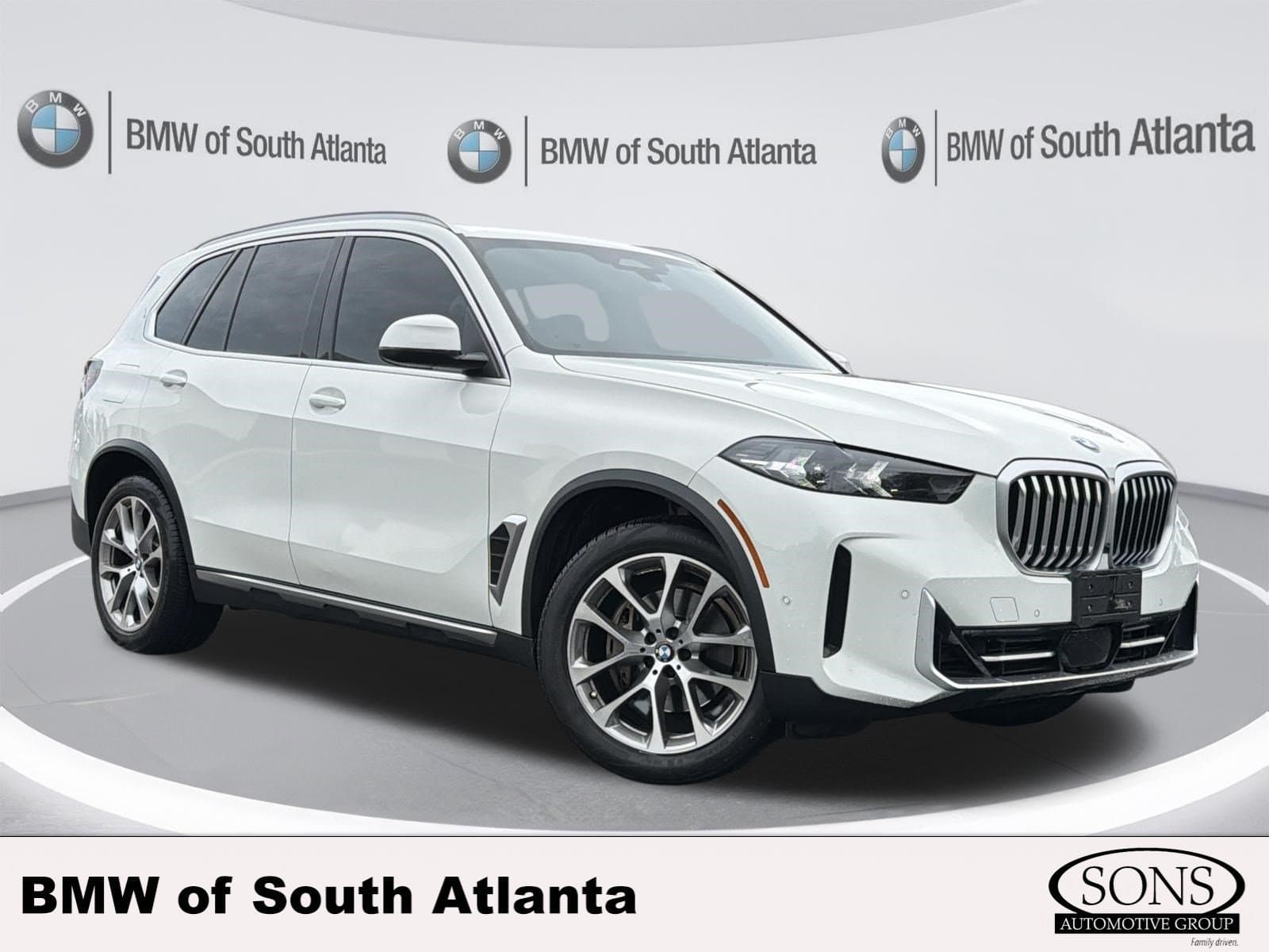 2024 BMW X5 sDrive40i — photo 1 of 31