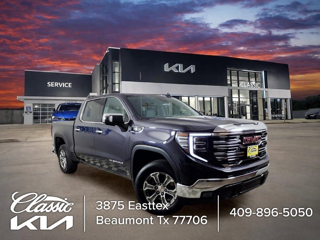 2025 GMC Sierra 1500 SLT — photo 1 of 25