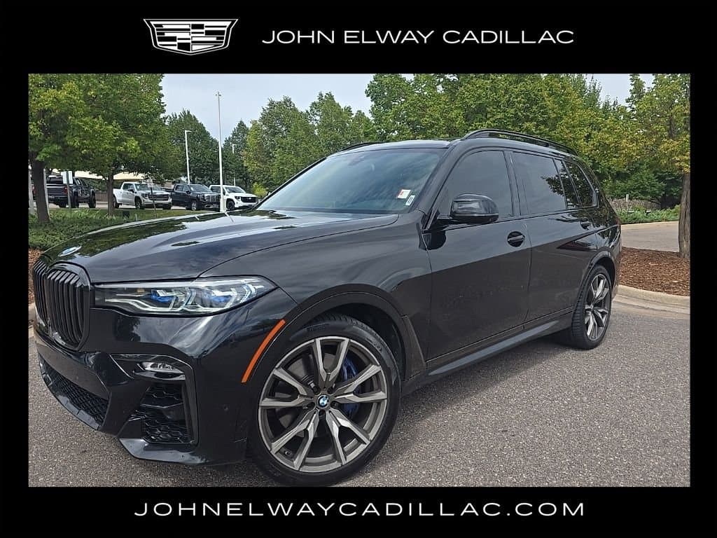 2021 BMW X7 M50i — photo 1 of 15