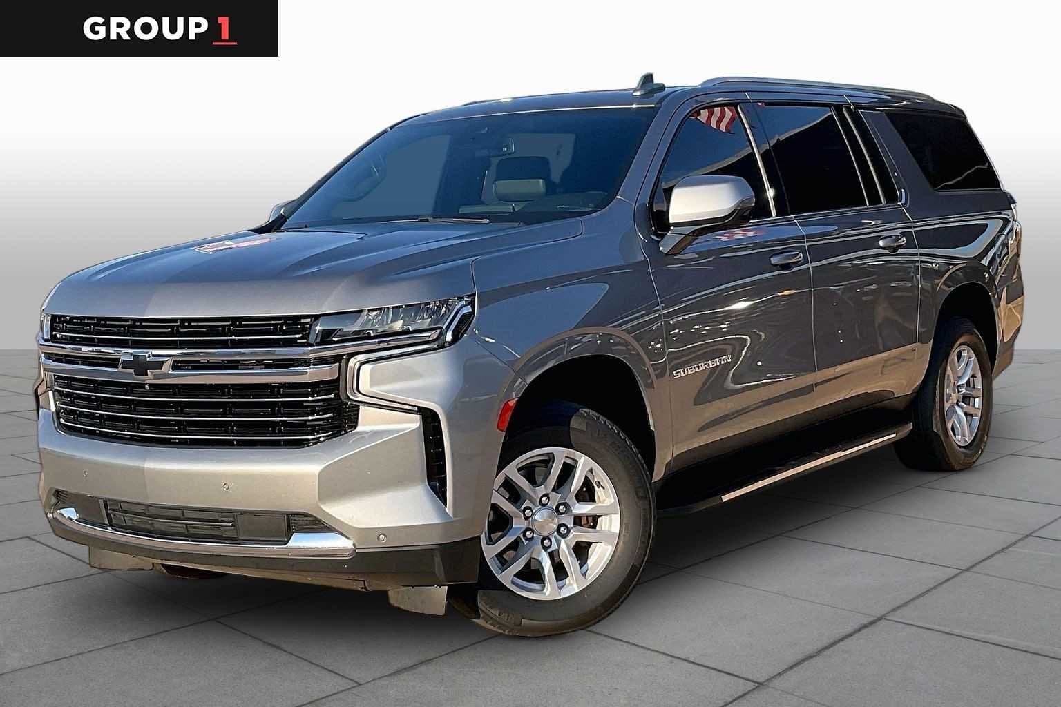 2023 Chevrolet Suburban LT — photo 1 of 35