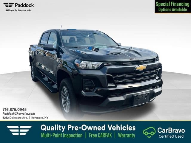 2024 Chevrolet Colorado LT — photo 1 of 10