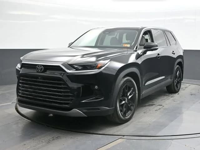 2025 Toyota Grand Highlander Limited — photo 1 of 41