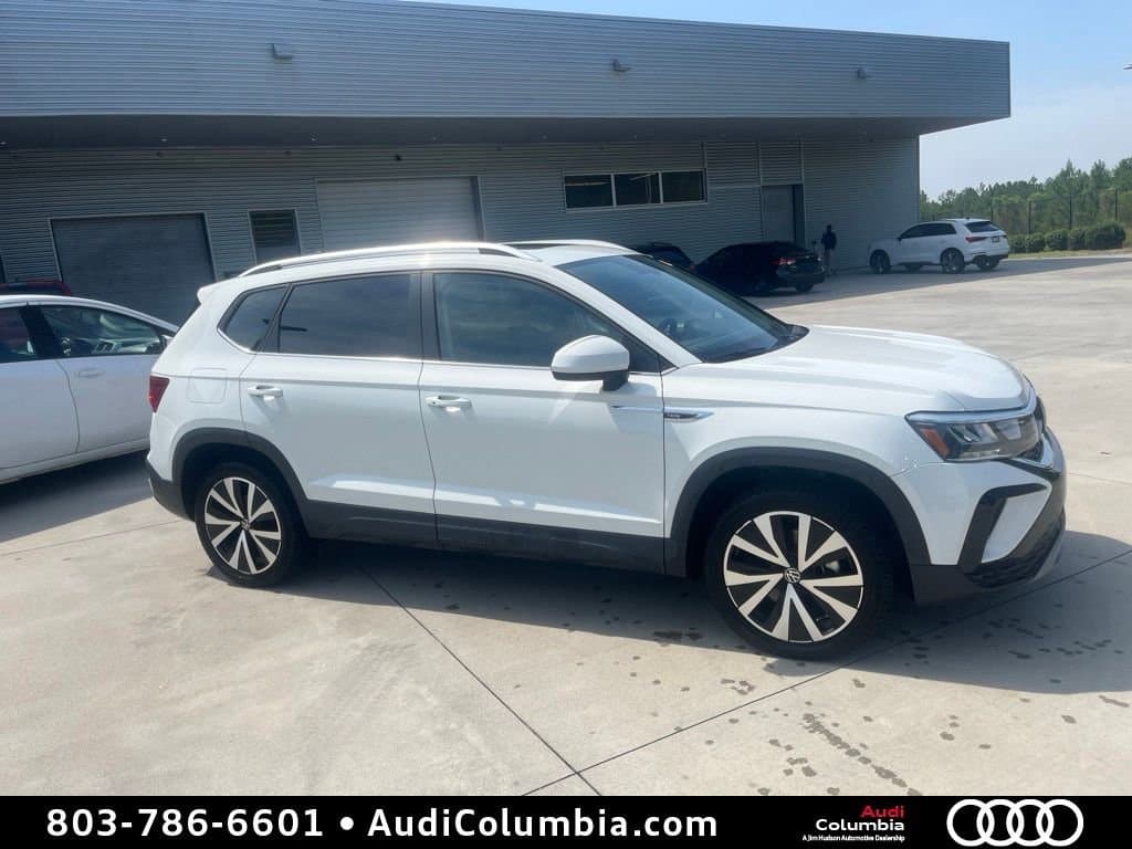 2022 Volkswagen Taos 1.5T SE — photo 1 of 5