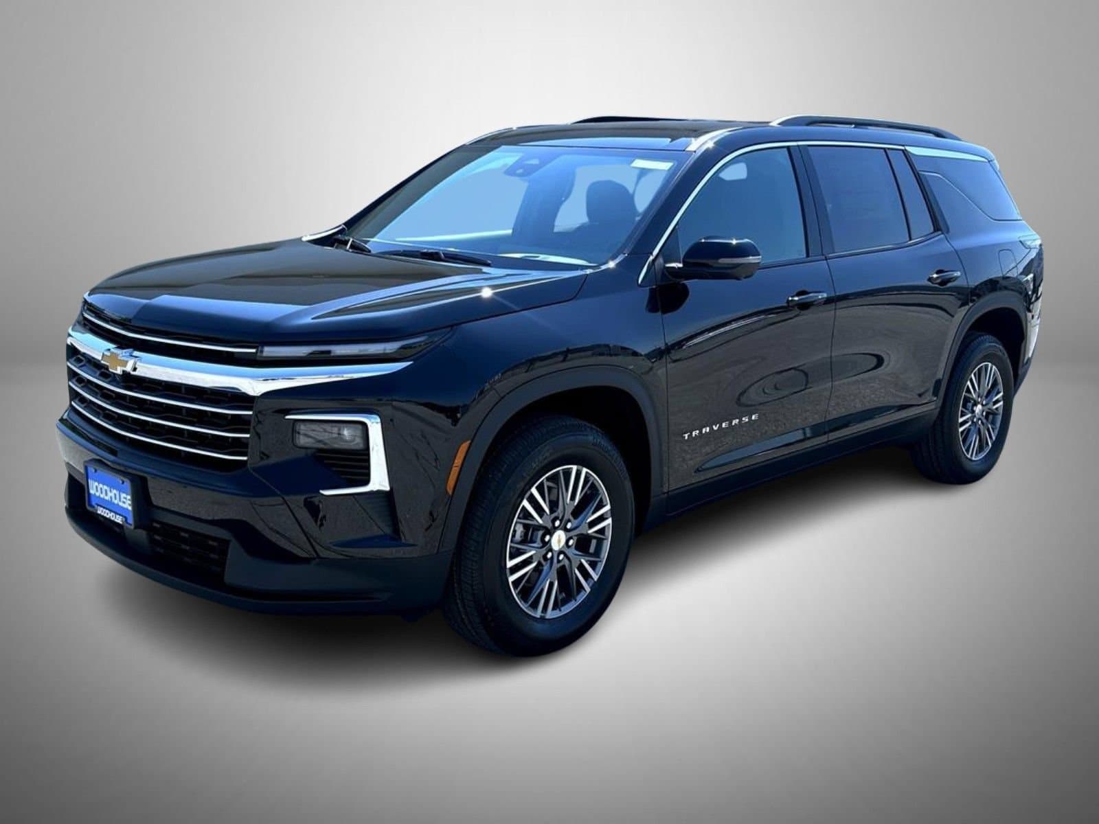 2027 Chevrolet Traverse LT — photo 1 of 27