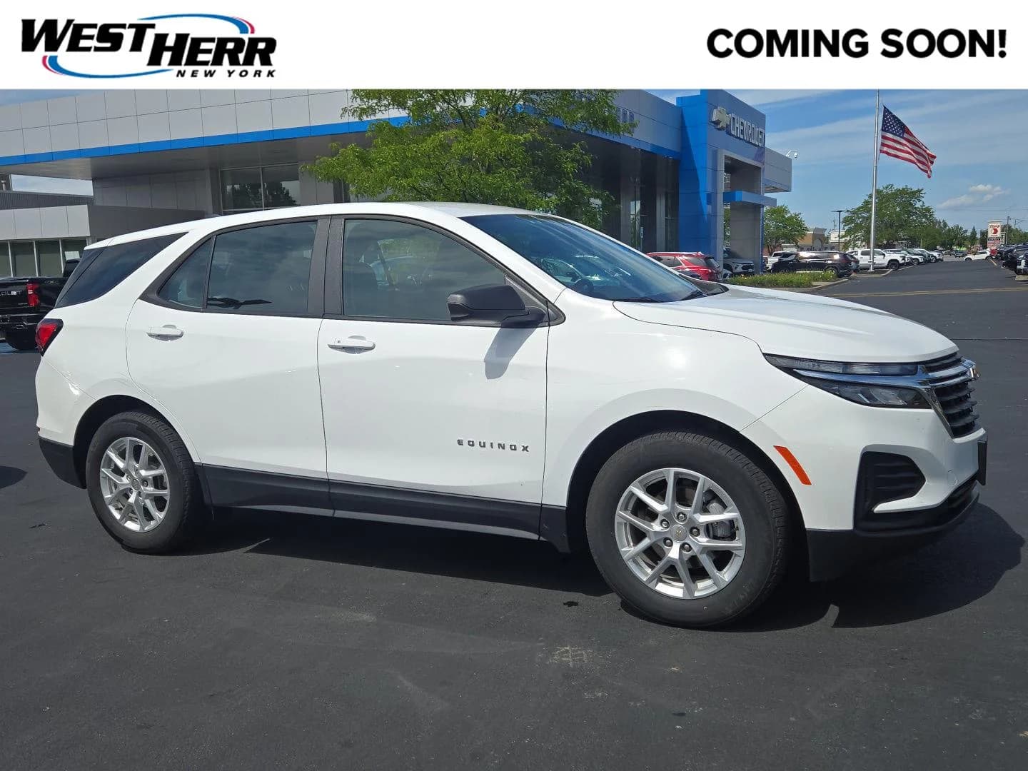 2024 Chevrolet Equinox LS — photo 1 of 15