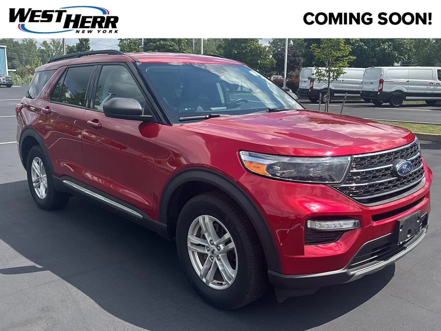 2022 Ford Explorer XLT — photo 1 of 13