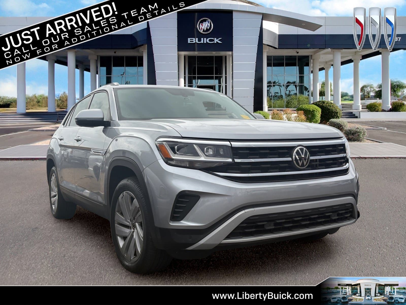 2021 Volkswagen Atlas Cross Sport 2.0T SE w/Technology — photo 1 of 9