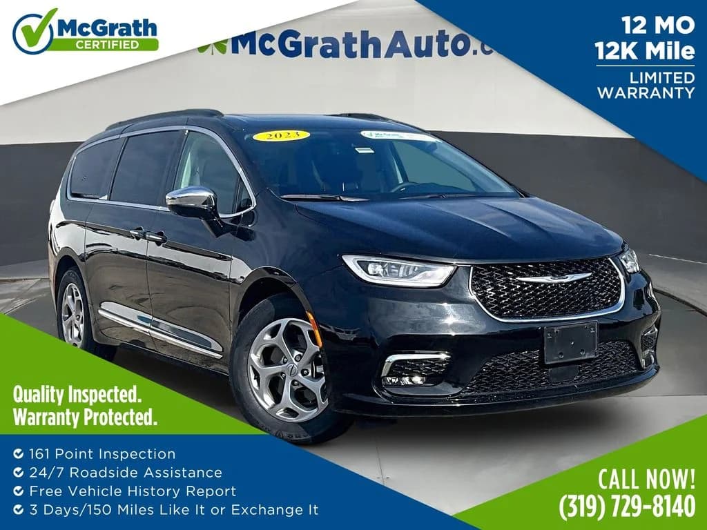 2023 Chrysler Pacifica Limited — photo 1 of 37