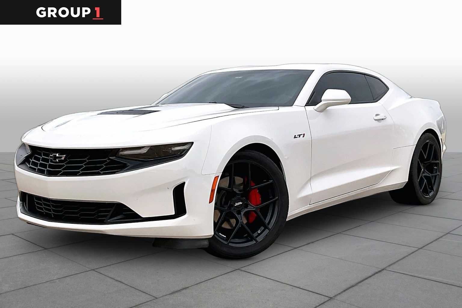 2023 Chevrolet Camaro LT1 — photo 1 of 34