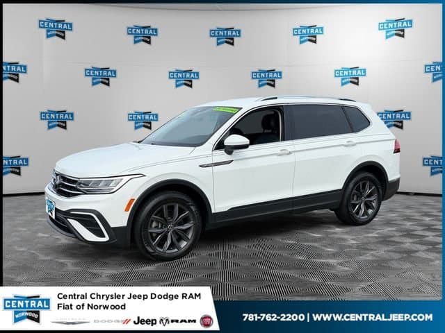 2022 Volkswagen Tiguan 2.0T SE — photo 1 of 23
