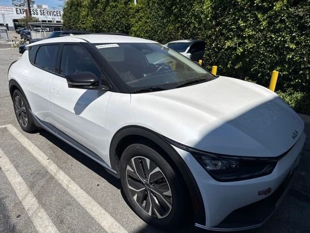 2024 Kia EV6 Light — photo 1 of 7