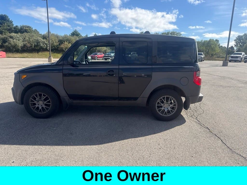 2004 Honda Element EX — photo 1 of 35