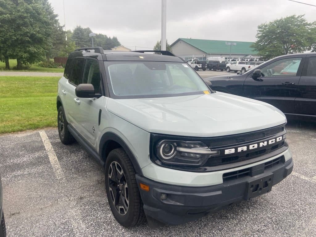 2021 Ford Bronco Sport Outer Banks — photo 1 of 5