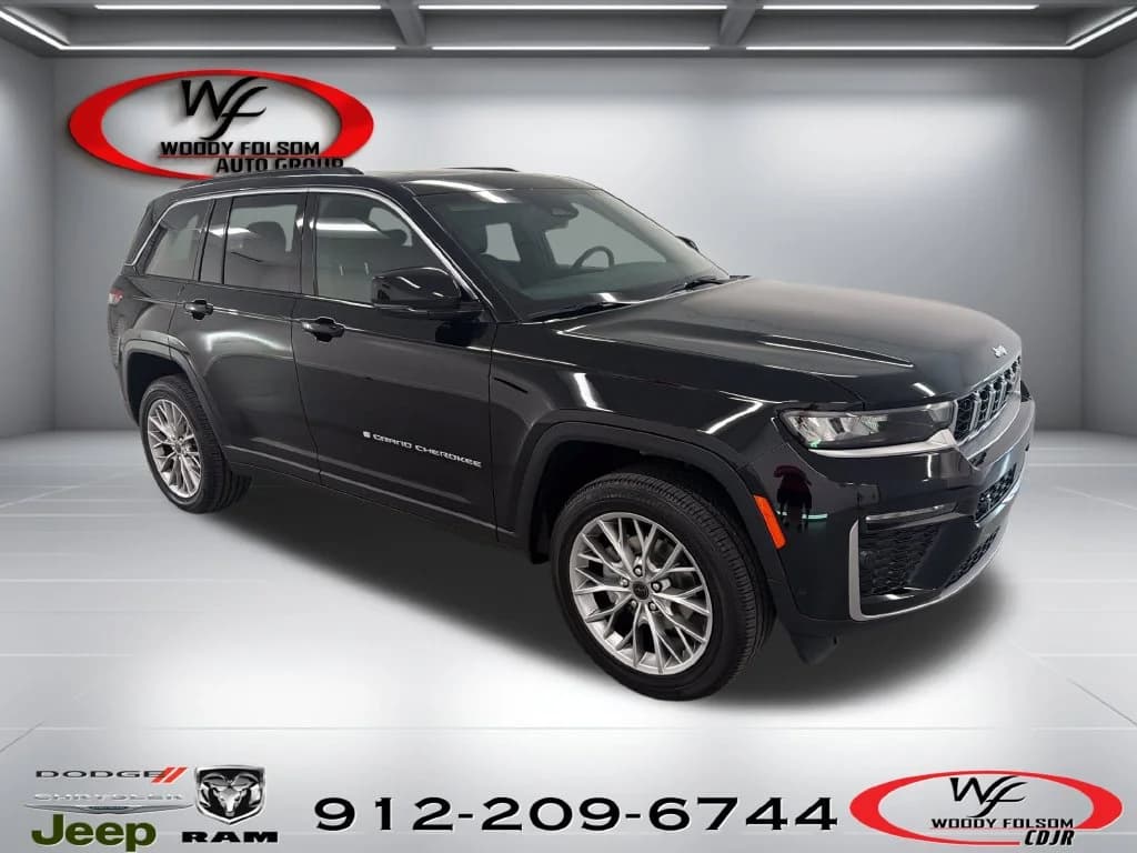 2027 Jeep Grand Cherokee Limited — photo 1 of 26