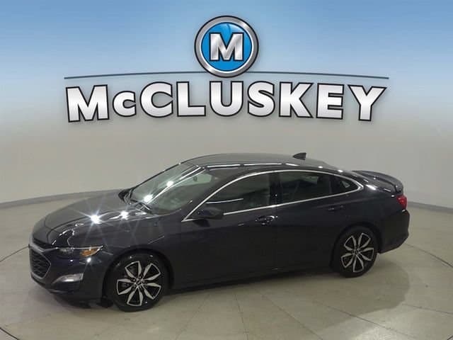 2022 Chevrolet Malibu RS — photo 1 of 40