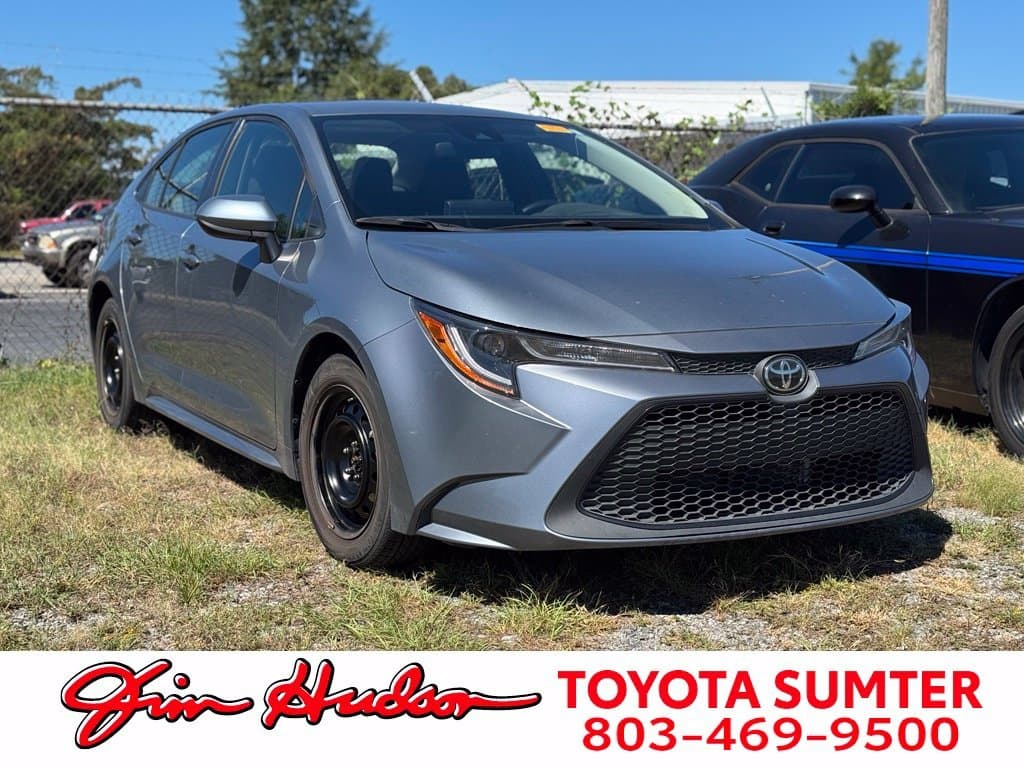 2022 Toyota Corolla LE — photo 1 of 4
