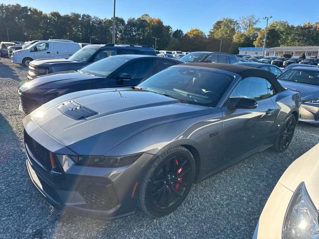 2025 Ford Mustang GT Premium — photo 1 of 4
