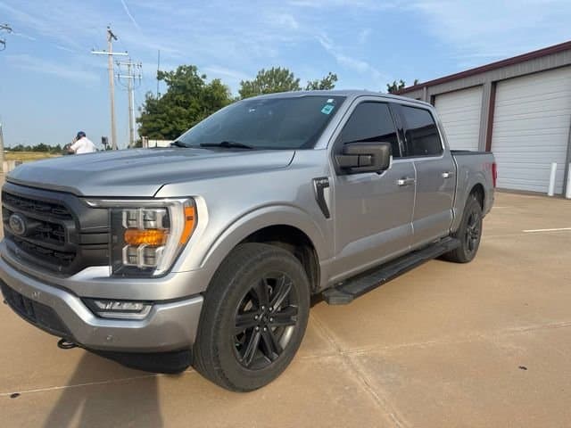 2021 Ford F-150 XLT — photo 1 of 10