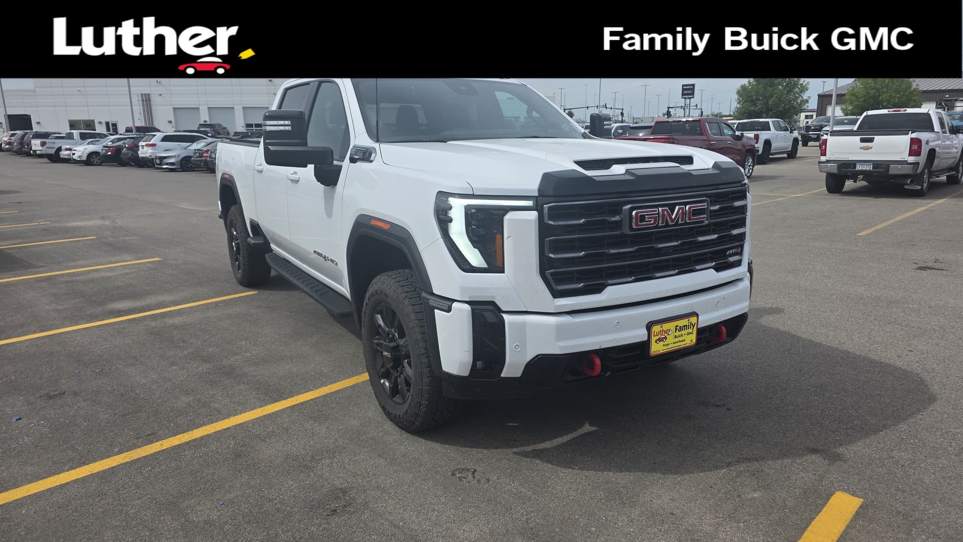 2026 GMC Sierra 2500HD AT4 — photo 1 of 9