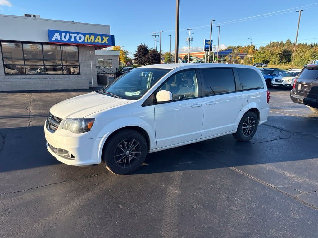 2018 Dodge Grand Caravan SE Plus — photo 1 of 17