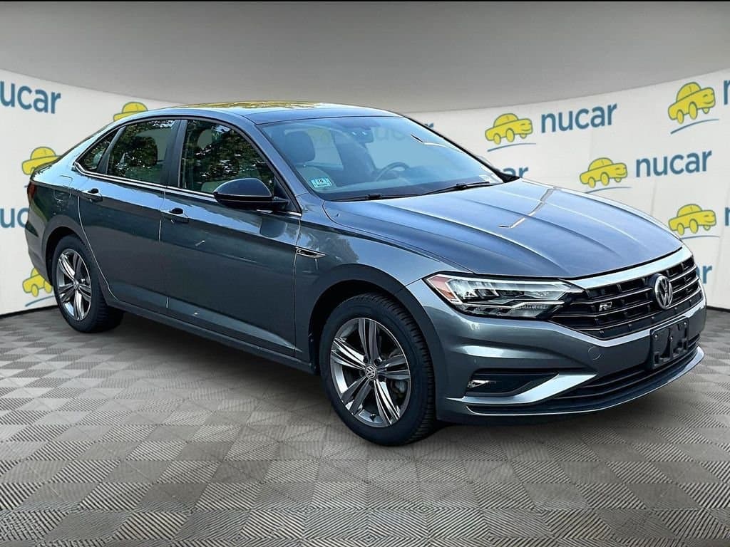 2019 Volkswagen Jetta R-Line — photo 1 of 10