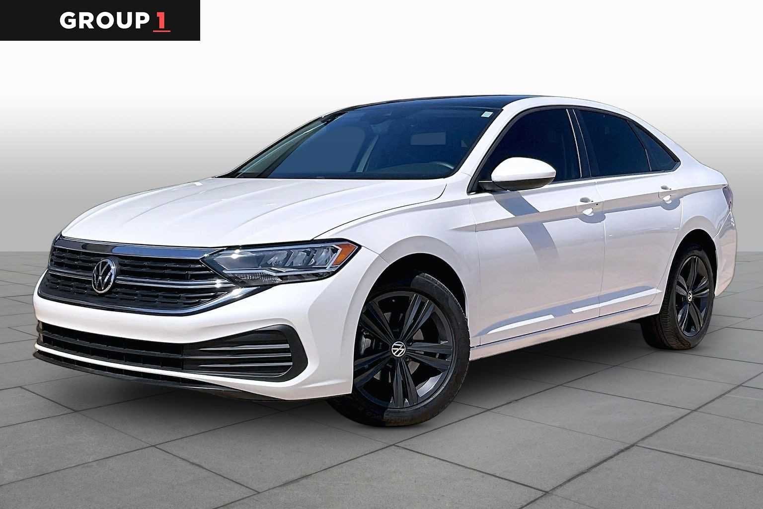 2022 Volkswagen Jetta SE — photo 1 of 35