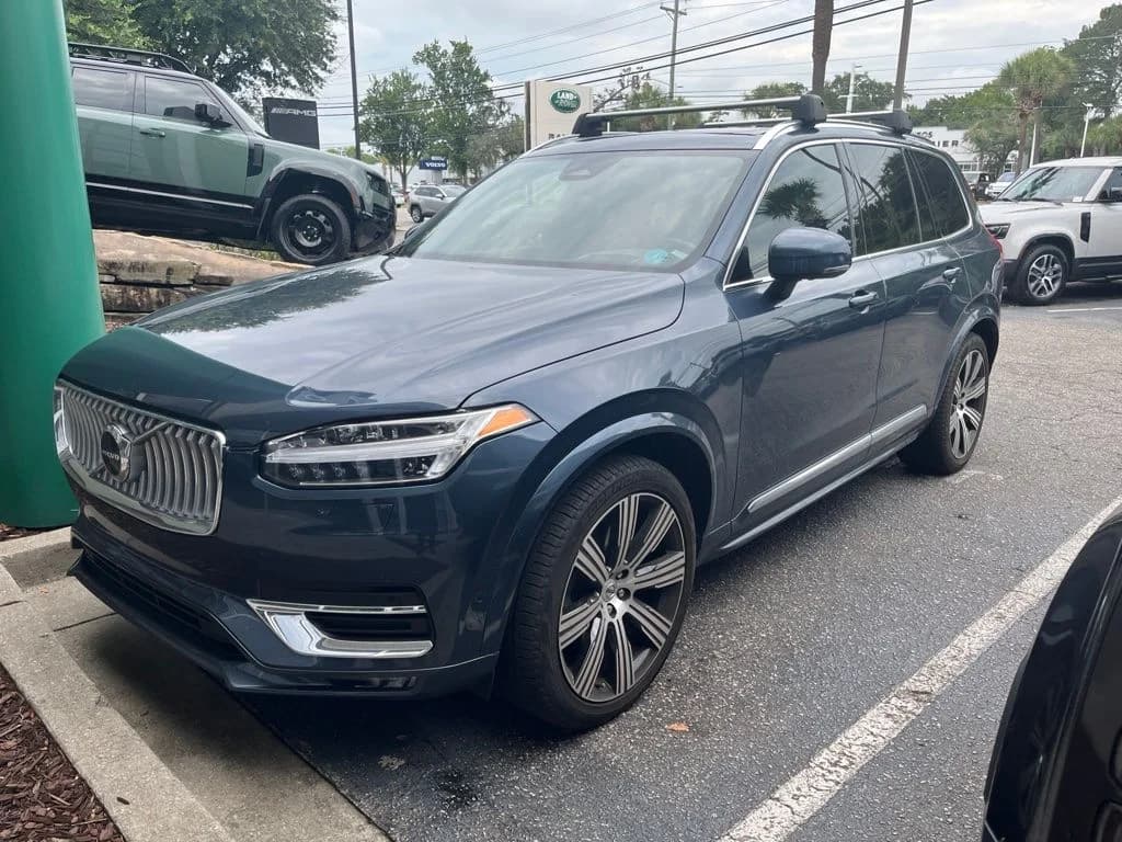 2023 Volvo XC90 Ultimate — photo 1 of 5