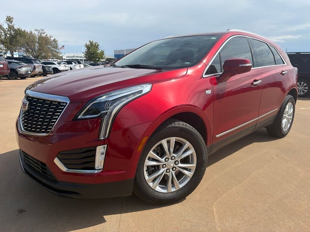 2025 Cadillac XT5 FWD Luxury — photo 1 of 15