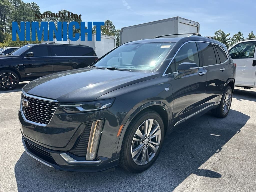 2023 Cadillac XT6 FWD Premium Luxury — photo 1 of 11