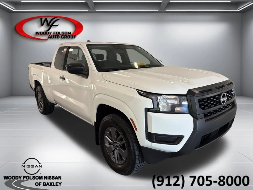 2025 Nissan Frontier S — photo 1 of 16