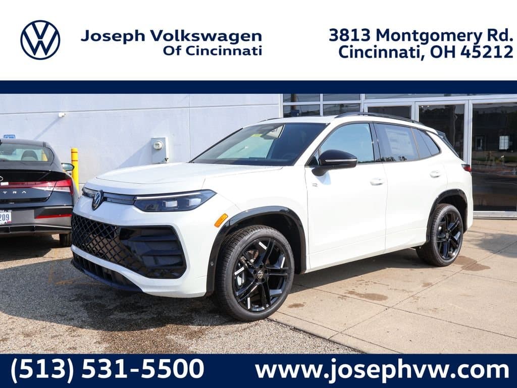 2026 Volkswagen Tiguan 2.0T SE R-Line Black — photo 1 of 35