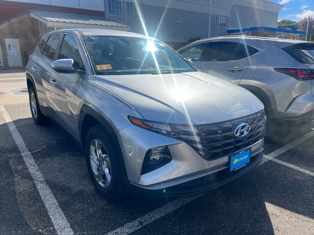 2024 Hyundai Tucson SE — photo 1 of 4